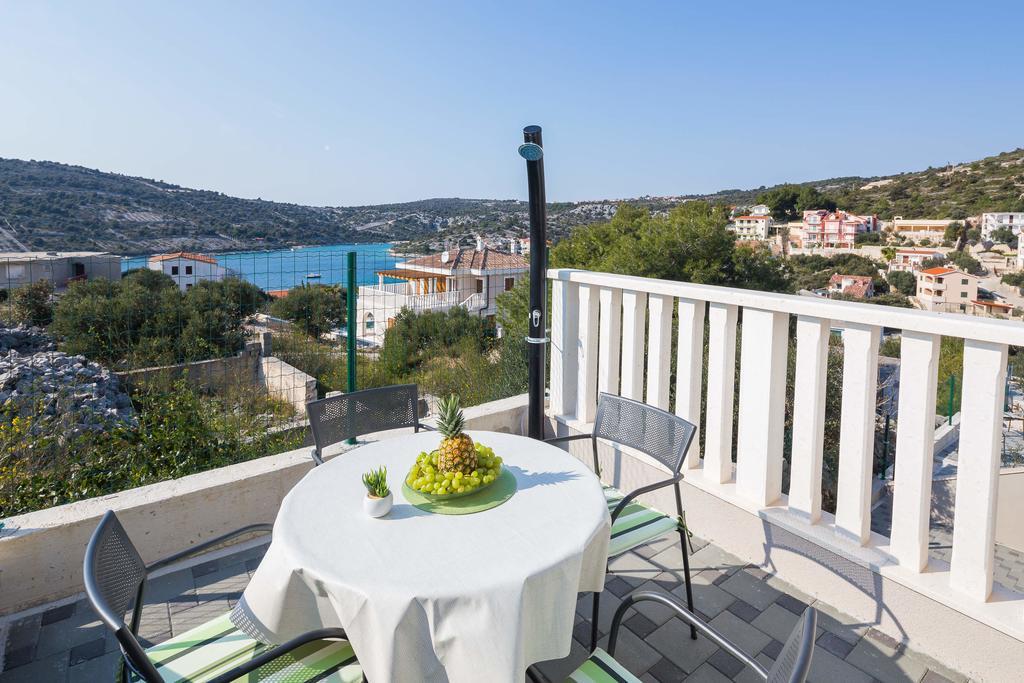 Apartments Sucic Sevid Rum bild
