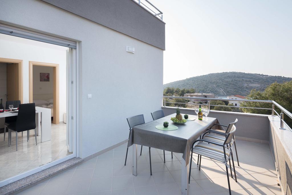 Apartments Sucic Sevid Rum bild