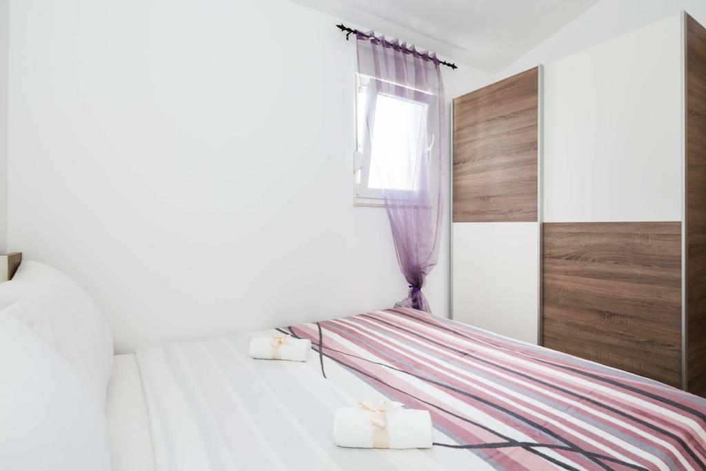 Apartments Sucic Sevid Rum bild